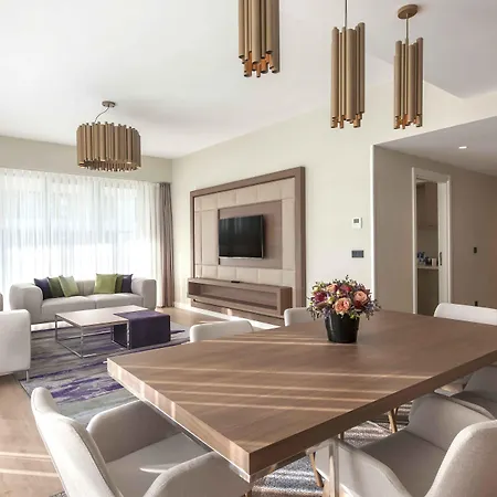 The Superior Living Batisehir