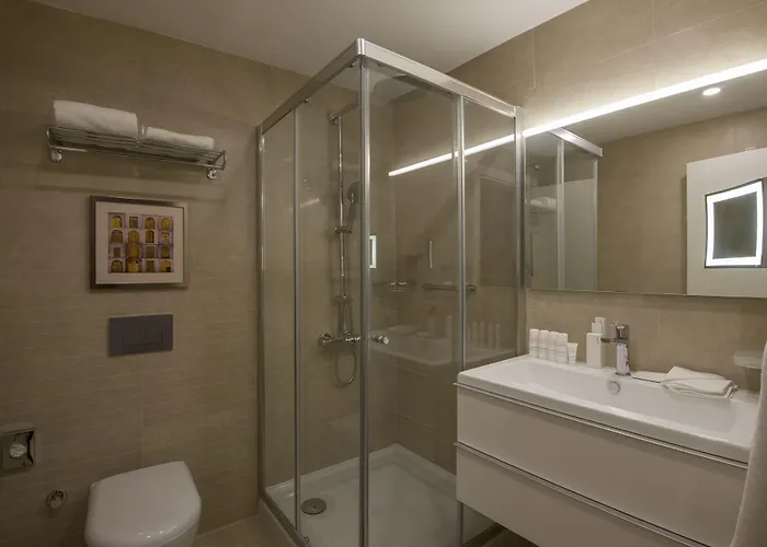 The Superior Living Batisehir