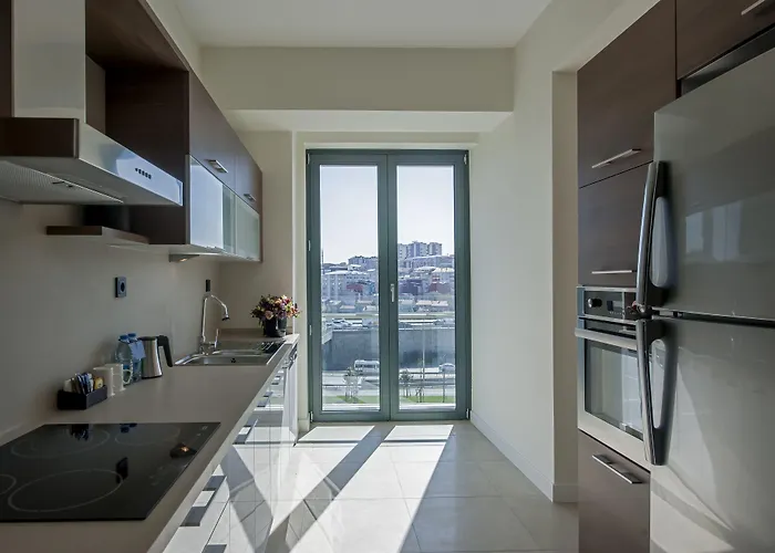 아파트 The Superior Living Batisehir