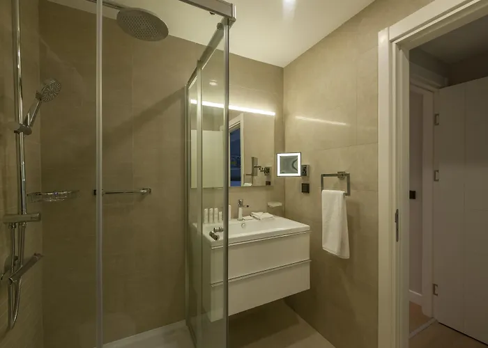 아파트 The Superior Living Batisehir