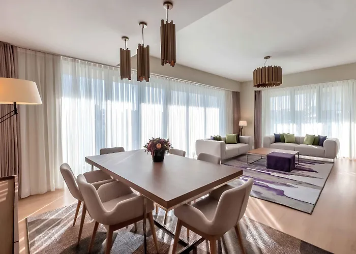 The Superior Living Batisehir