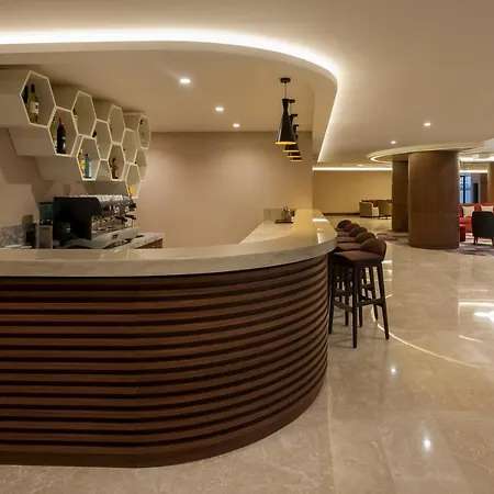 아파트 The Superior Living Batisehir
