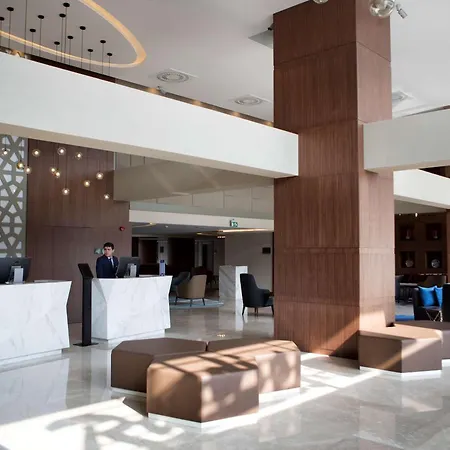 아파트 The Superior Living Batisehir *
