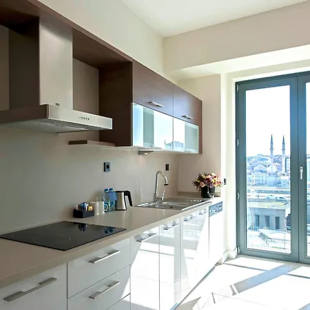 The Superior Living Batisehir 아파트
