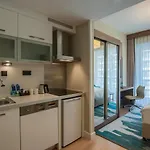 Tsl Serviced Batisehir Apartman Isztambul