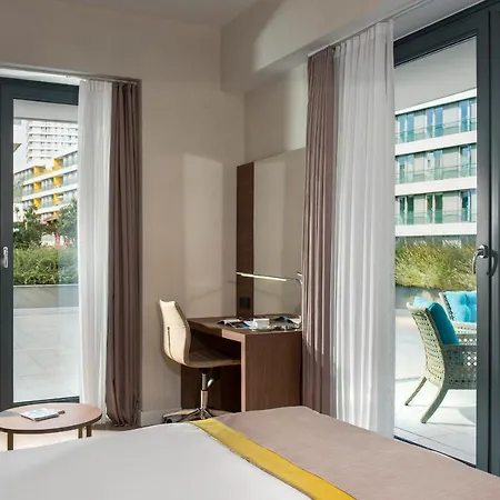 Tsl Serviced Batisehir Apartmán *