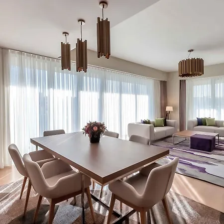 The Superior Living Batisehir